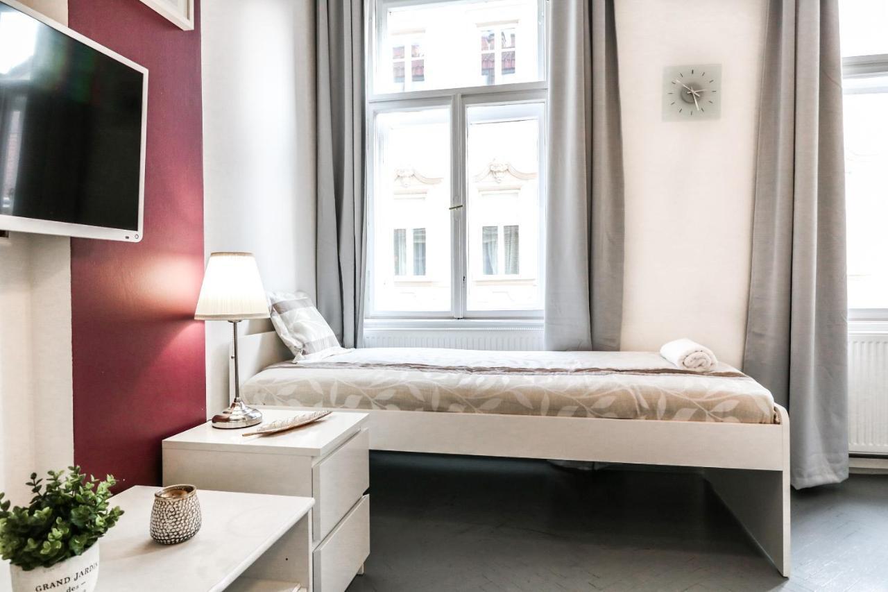 Real Apartments Hegedu Budapest Ngoại thất bức ảnh